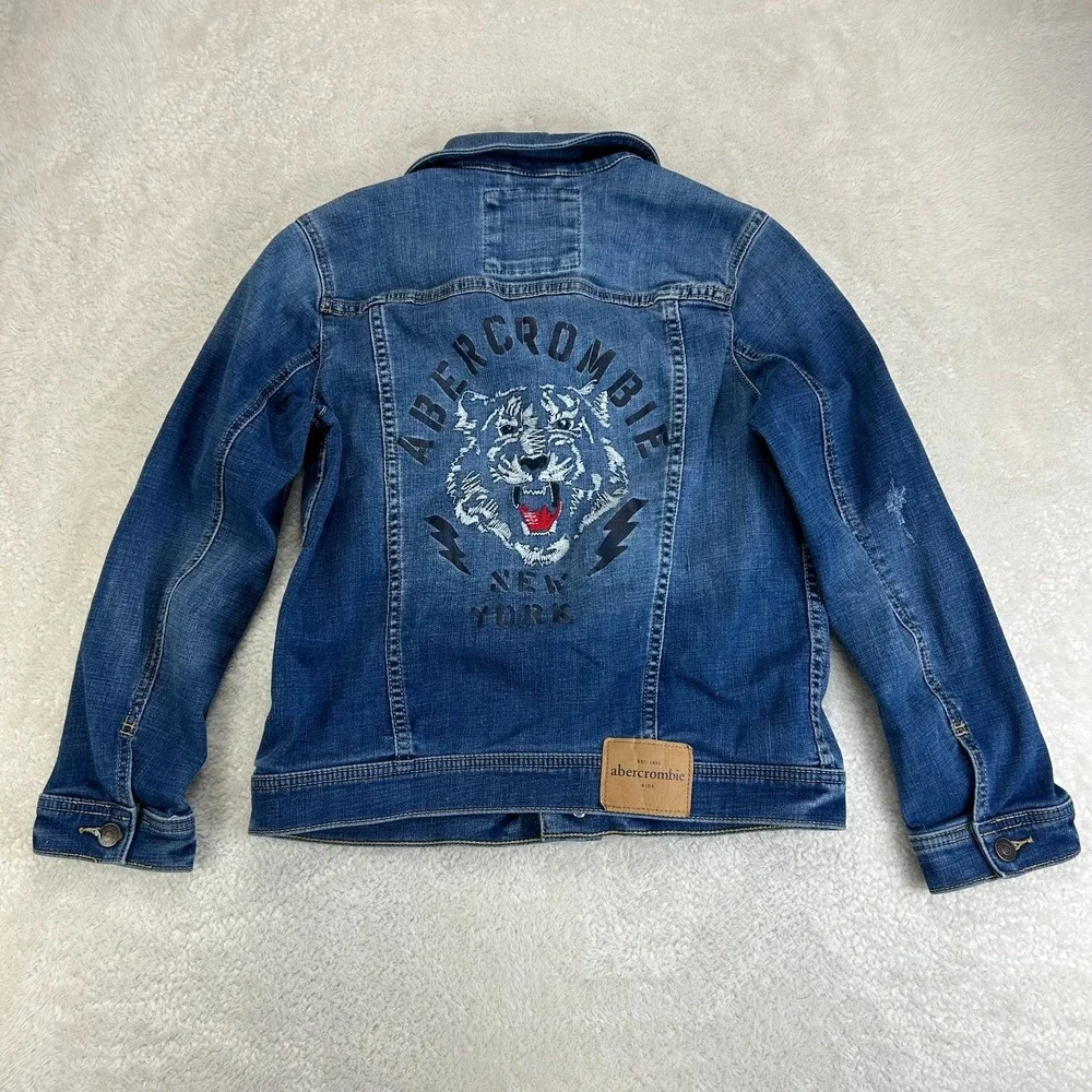 Abercrombie Kids Denim Jacket Girls 11/12 Embroidered Long Sleeve Flap Pockets